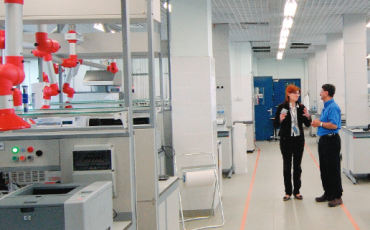 Sakhalin Energy Utilizes Thermo Scientific™ SampleManager LIMS™ for Largest Russian LNG Project Ever [...](2)