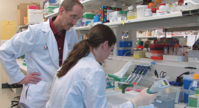 Standardization of LIMS-on-Demand at University of Miami Accelerates Discovery to Find a Cure for Spi[...](1)